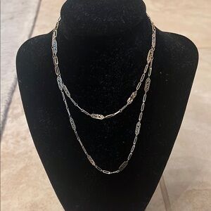 Elegant Gold Chain Necklace